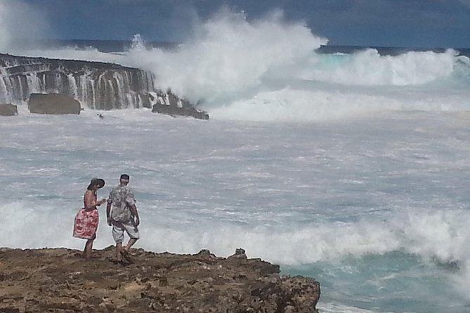 6-Hour Private Customized Luxury Convertible Tour of Oahu's North Shore - Waimea Bay, from calm swims to major surf