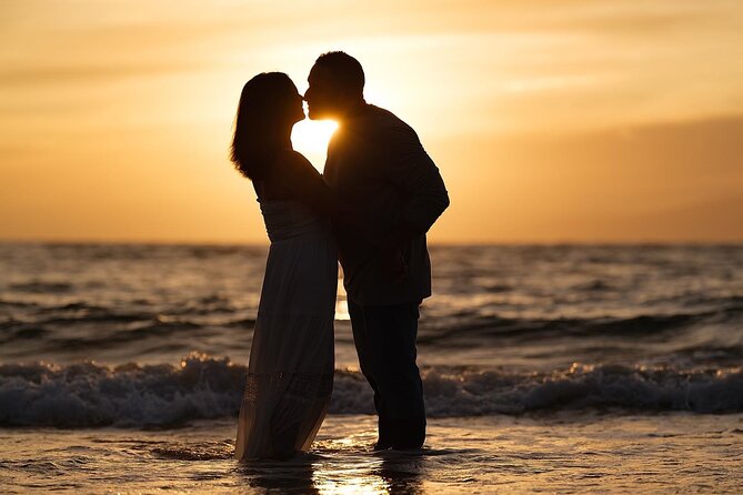 A Maui Beach Photoshoot in Wailea - Why a Wailea beach session can be worth your vacation hour