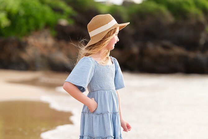 A Maui Beach Photoshoot in Wailea - Families, couples, and milestone occasions