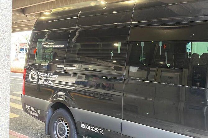 Airport Shuttle - HNL Airport to Waikiki - Key points at a glance