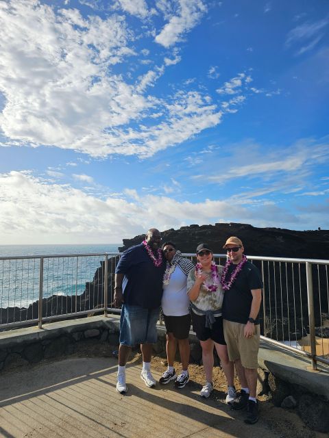 Amazing Circle Island Tour - Windward Oahu, Byodo-In, and macadamia nuts