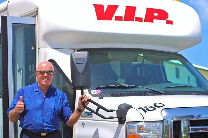Arrival Transfer: Airport Shuttle Honolulu and Waikiki or Cruise Terminal - Finding the greeter at baggage claim