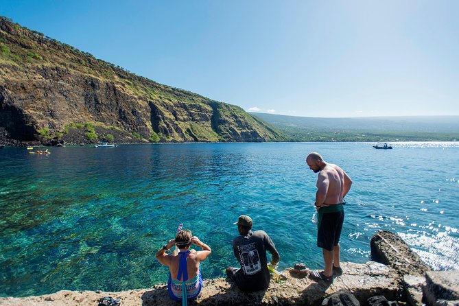 Big Island: Captain Cook Snorkel On A Power Catamaran With Lunch - The crew and the tone of the trip