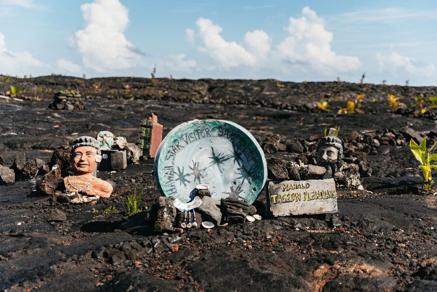 Big Island: Evening Volcano Explorer from Hilo - What the guide adds to the day