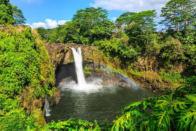 Big Island in a Day: Volcanoes Waterfalls Sightseeing and History - From Kona coffee to the southern coast