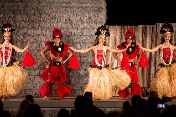Big Island: Island Breeze Luau - The 22-dish buffet and open bar