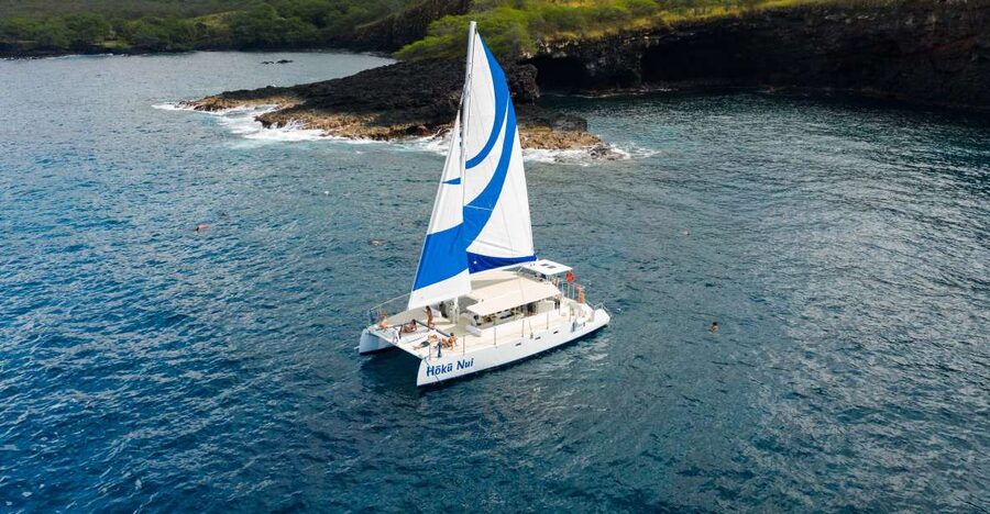 Big Island: Morning Snorkel Sail to Captain Cook's Monument - Setting out from Keauhou Bay at 8:30
