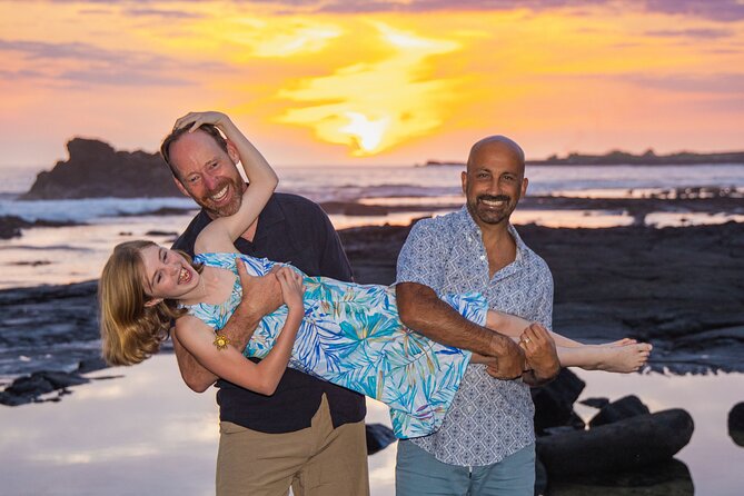 Big Island Photographer 45 minute beach portrait sessions - Sunset or early morning: choosing the right light