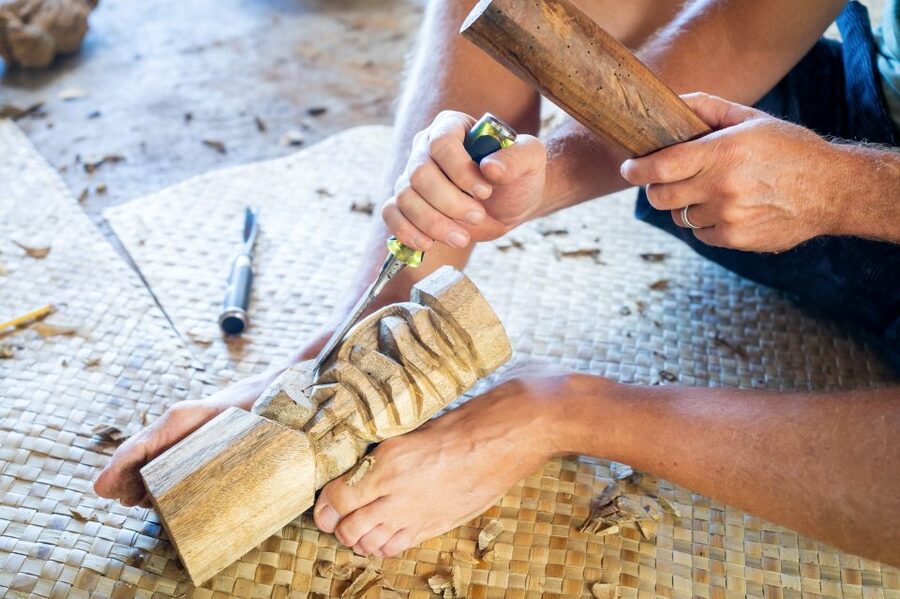 Big Island: Tiki Carving Workshop - Accessibility and practical planning