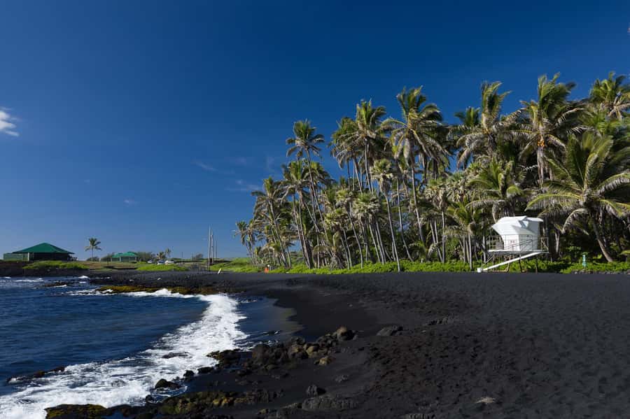 Big Island: Volcano, Black Sand Beach, Waterfall, with Lunch - Inside Nahuku, the Thurston Lava Tube