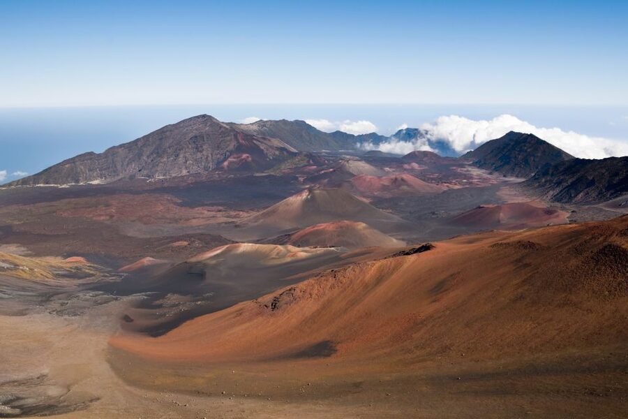 Central Maui: Two-Island Scenic Helicopter Flight to Molokai - What the pilot adds to the experience
