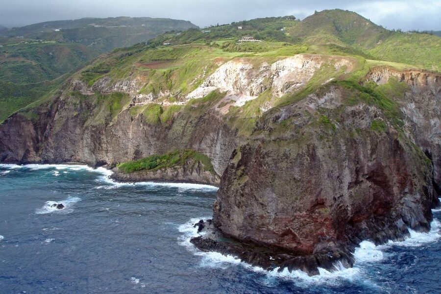 Central Maui: Two-Island Scenic Helicopter Flight to Molokai - Halawa Valley and the remote north shore