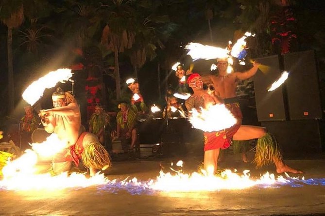 Chief's Luau Admission - Arriving at Wet ’n’ Wild Hawaii in Kapolei