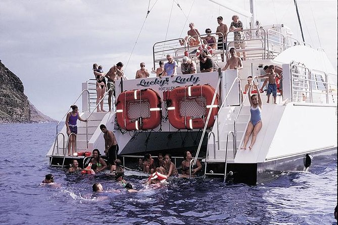 Deluxe Na Pali Morning Snorkel Tour on the Lucky Lady - What the Lucky Lady ride feels like