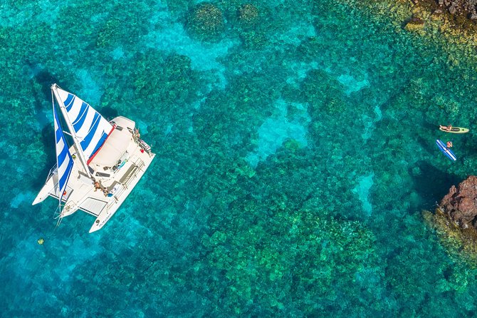 Deluxe Sail & Snorkel to the Captain Cook Monument - A second stop near Red Hill, weather permitting