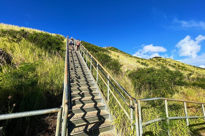 Diamond Head Hiking and Oahu Island Experience feat. North Shore - Kuilima Fruit Stand and the North Shore road