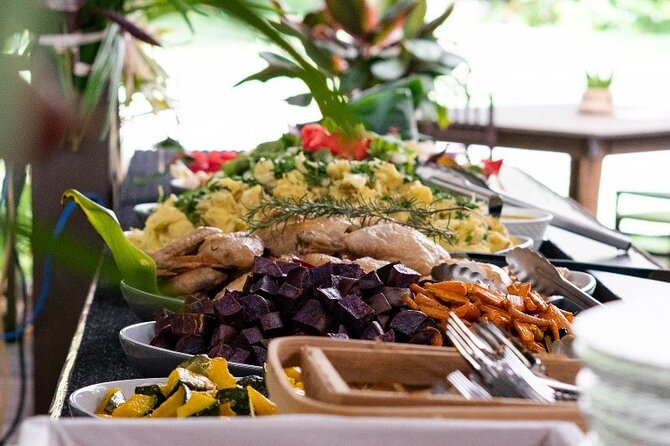 Farm and Food Experience in Kilauea - A small group with room for questions