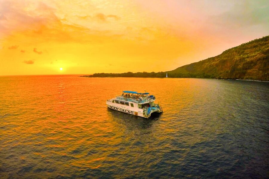 From Hawaii: Historical Dinner Cruise Tour to Kealakekua Bay - Twelve Miles of Kona History