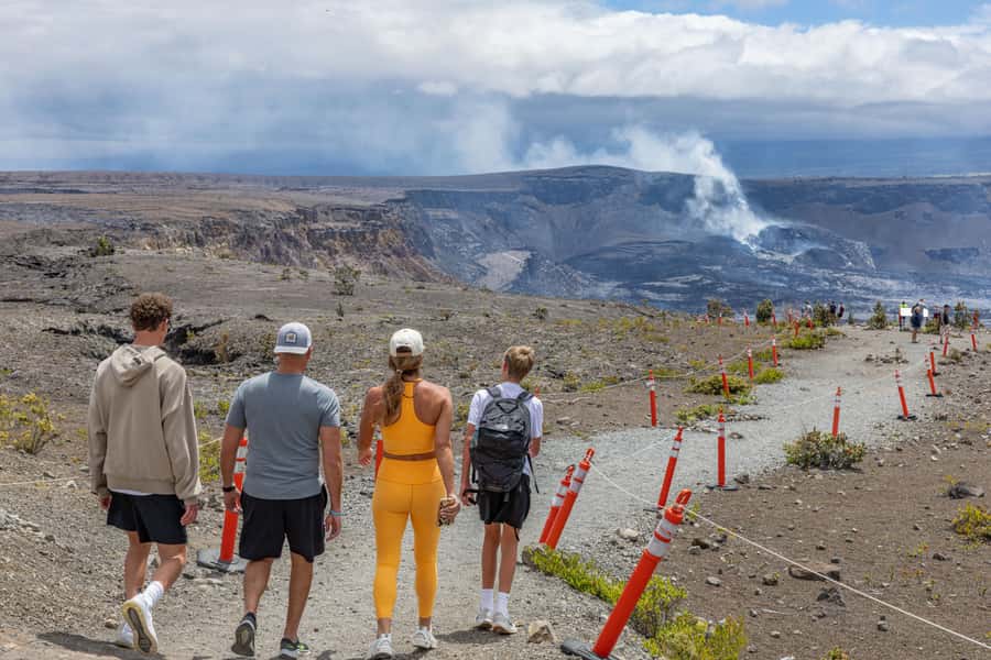 From Kailua-Kona: All-Inclusive Volcanoes National Park Tour - Steaming Bluff and Chain of Craters Road