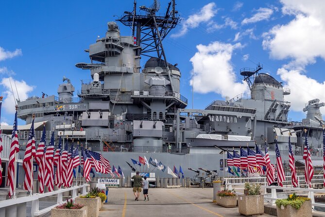 Grand Pearl Harbor and City Tour - The Bowfin submarine gives Pearl Harbor a different angle