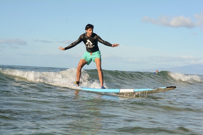 Group Surf Lesson at Kalama Beach in Kihei - Meeting the Surf Club Maui van at Kalama Beach Park