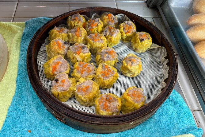 Hawaii Off The Beaten Path Food Tour - Seafood at the Honolulu fish market