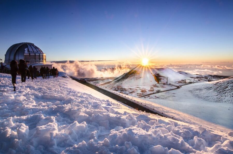 Hawaii’s GOAT Experience: Mauna Kea Summit, Sunset & Stars - Why Mauna Kea sunset is worth the long evening
