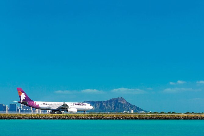 Honolulu Airport & Waikiki Hotels Private Transfer by Minivan (up to 5 people) - What happens after your plane lands