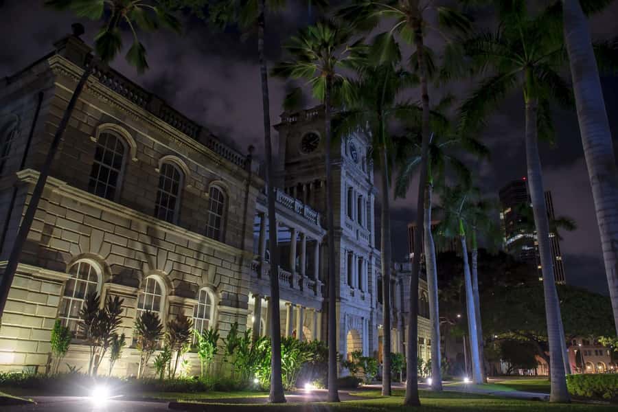 Honolulu Haunts: Ghosts and Spirits Walking Tour - Night marchers, ancient warriors, and the darker side of paradise