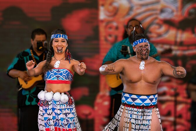 Honolulu: Ka Moana Lūʻau at Aloha Tower – Oceanfront Luau Show - A show built around Polynesian wayfinding