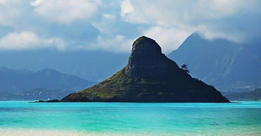 Honolulu: Oahu Island Highlights Tour with Multiple Stops - Hanauma Bay and the Volcanic Coast