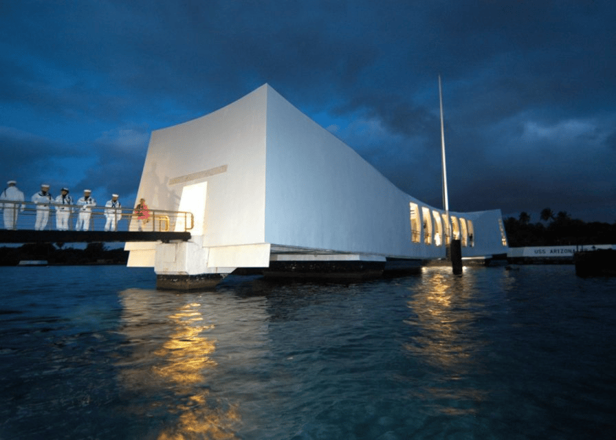 Honolulu: Pearl Harbor USS Arizona Memorial Tour - The Waikiki pickup and ride to Pearl Harbor