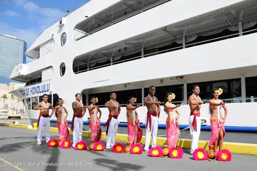 Honolulu: Sunset 5 Course Dinner Cruise with Entertainment - Check-in at 4:45 PM and departure at 5:30 PM