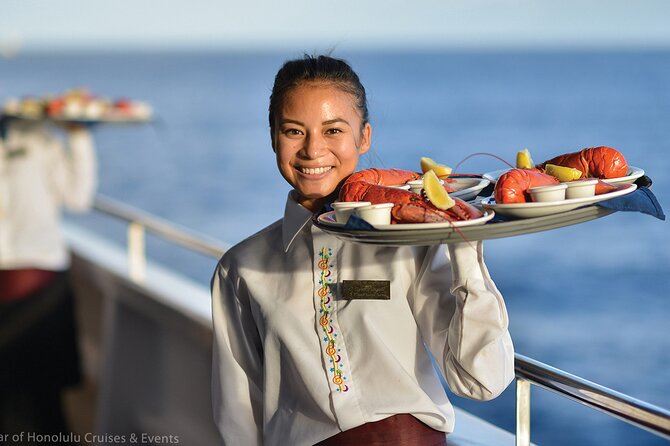Honolulu: Three Star Deluxe Sunset Dinner Cruise and Show - Music and the Hawaiian show