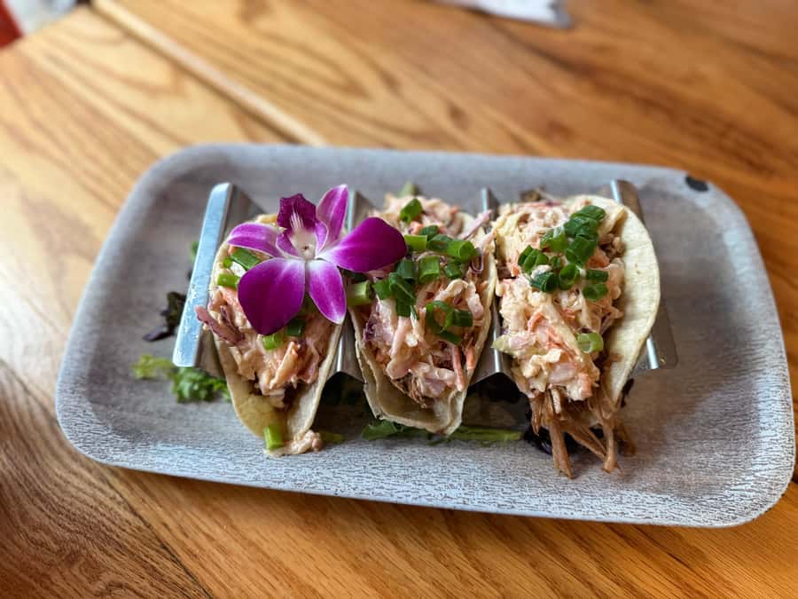 Honolulu: Waikiki Food Tour with Local Guide - Hawaiian BBQ and Local Comfort Food