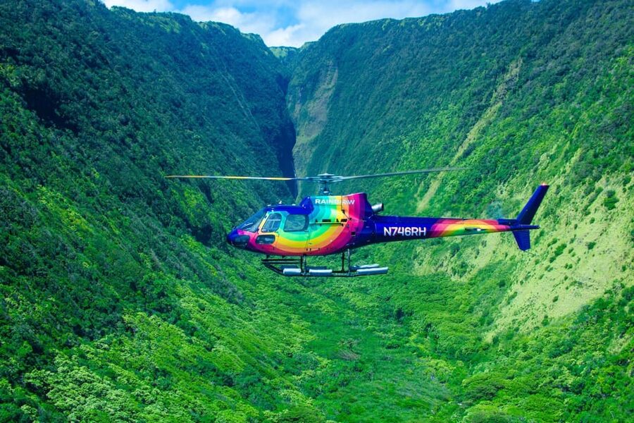 Kailua-Kona: Kohala, Volcanoes and Waterfall Helicopter Tour - Meeting point, timing, and access