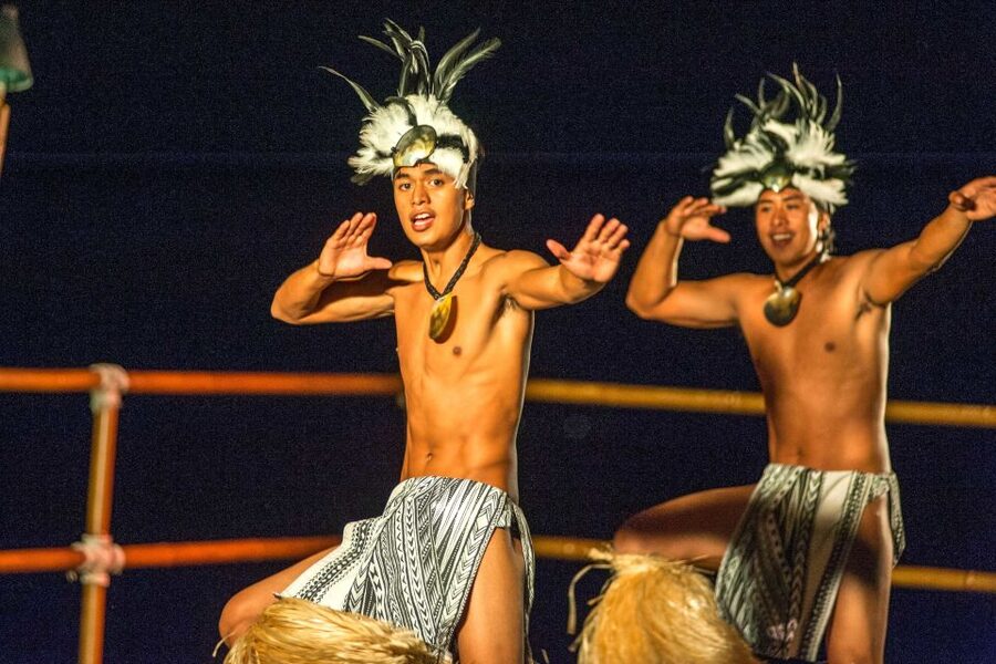 Kailua-Kona: Voyagers of the Pacific Luau with Buffet Dinner - Key points to know before booking