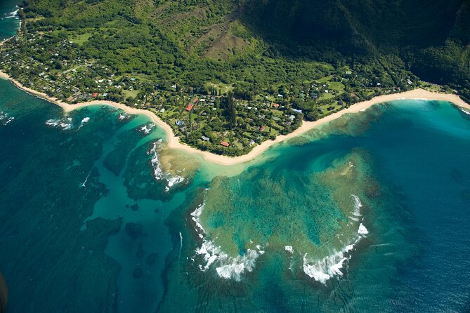 Kauai Airplane Tour: Na Pali Coast, Waterfalls & Window Seats - Mount Waialeale and Kauai’s wet interior
