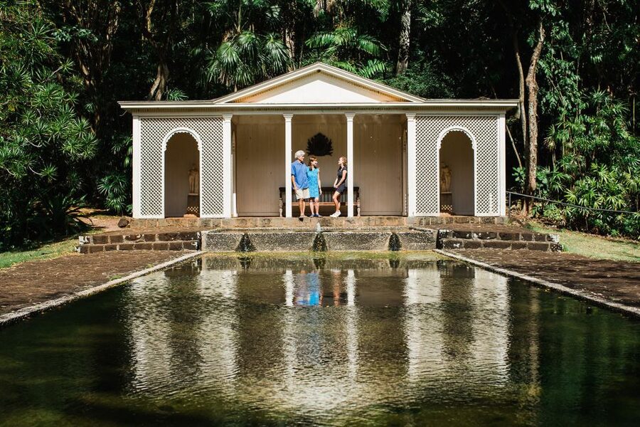 Kauai: Allerton Garden Guided Group Walking Tour - Small details that can make the visit better