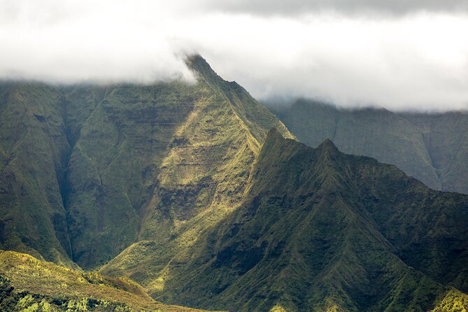 Kauai' Exclusive Helicopter Tour: Land & Explore Olokele Canyon - Practical booking advice for Lihue