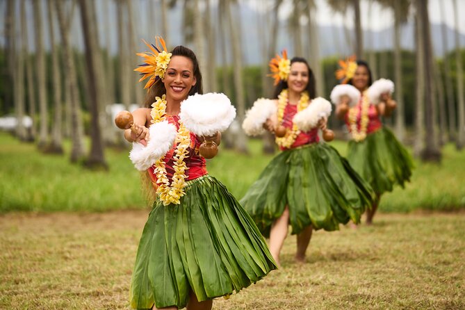 Kauai: Luau Ka Hikina Admission with Dinner and Lei Greeting - A beachside welcome at 5:00 pm