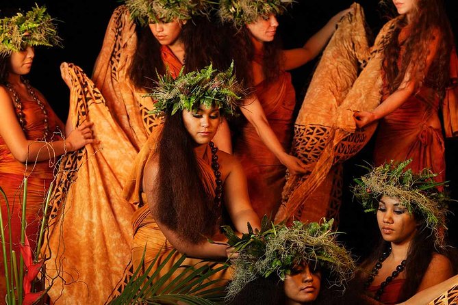 Kauai: Luau Kalamaku with Buffet Dinner and Show - Making the most of the open bar
