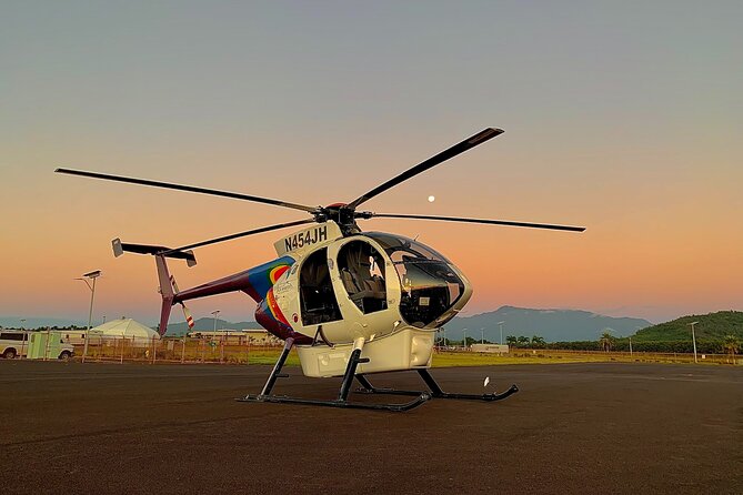 KAUAI LUXURY 60-Minute Doors-Off Helicopter ADVENTURE - Why a helicopter is the right way to see Kauai
