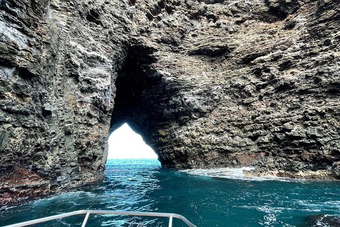 Kauai: NaPali Boat Tour on the Amelia K - Why the Na Pali Coast belongs on your Kauai plan