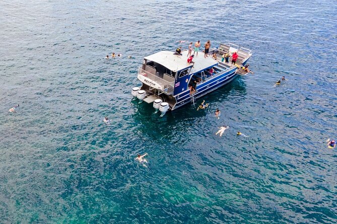 Kauai: NaPali Boat Tour on the Amelia K - The ride along the Na Pali Coast