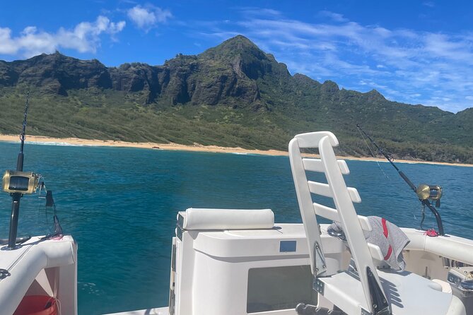 Kauai's Premier Fishing Charters - How the crew handles a hard day