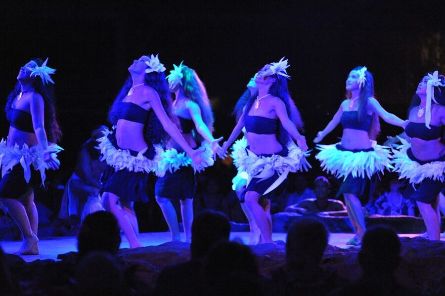 Kauai: VIP Manor House Dinner & Luau Kalamaku Show - Practical planning for the night