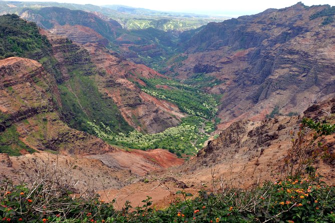 Kauai Waimea Canyon and Koke'e Tour - Waimea town and the climb inland