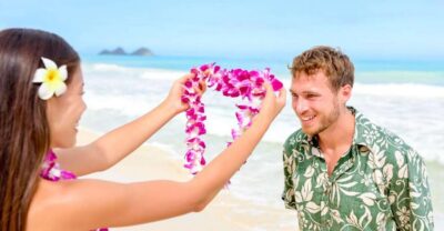 Kona Honeymoon Airport Lei Greeting