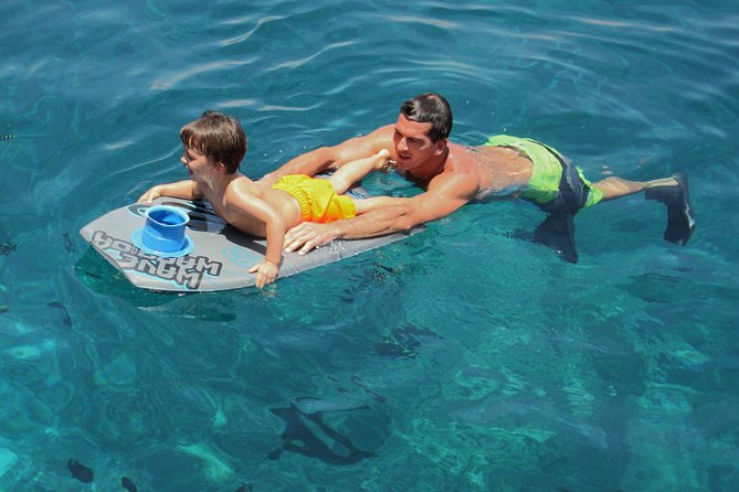 Kona’s Best Morning Snorkel: Captain Cook & Kealakekua Bay - Slides, jumping platform, and easy water access